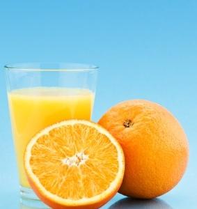 La tâche de jus d'orange.